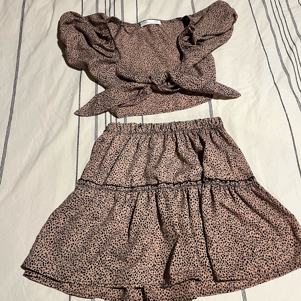 American Threads two piece set